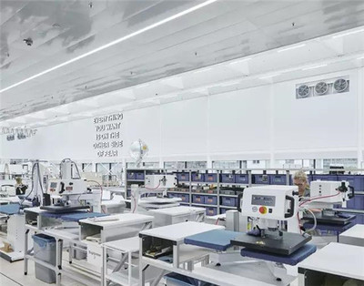 施華洛世奇的透明工廠技術 創新與美學的完美融合